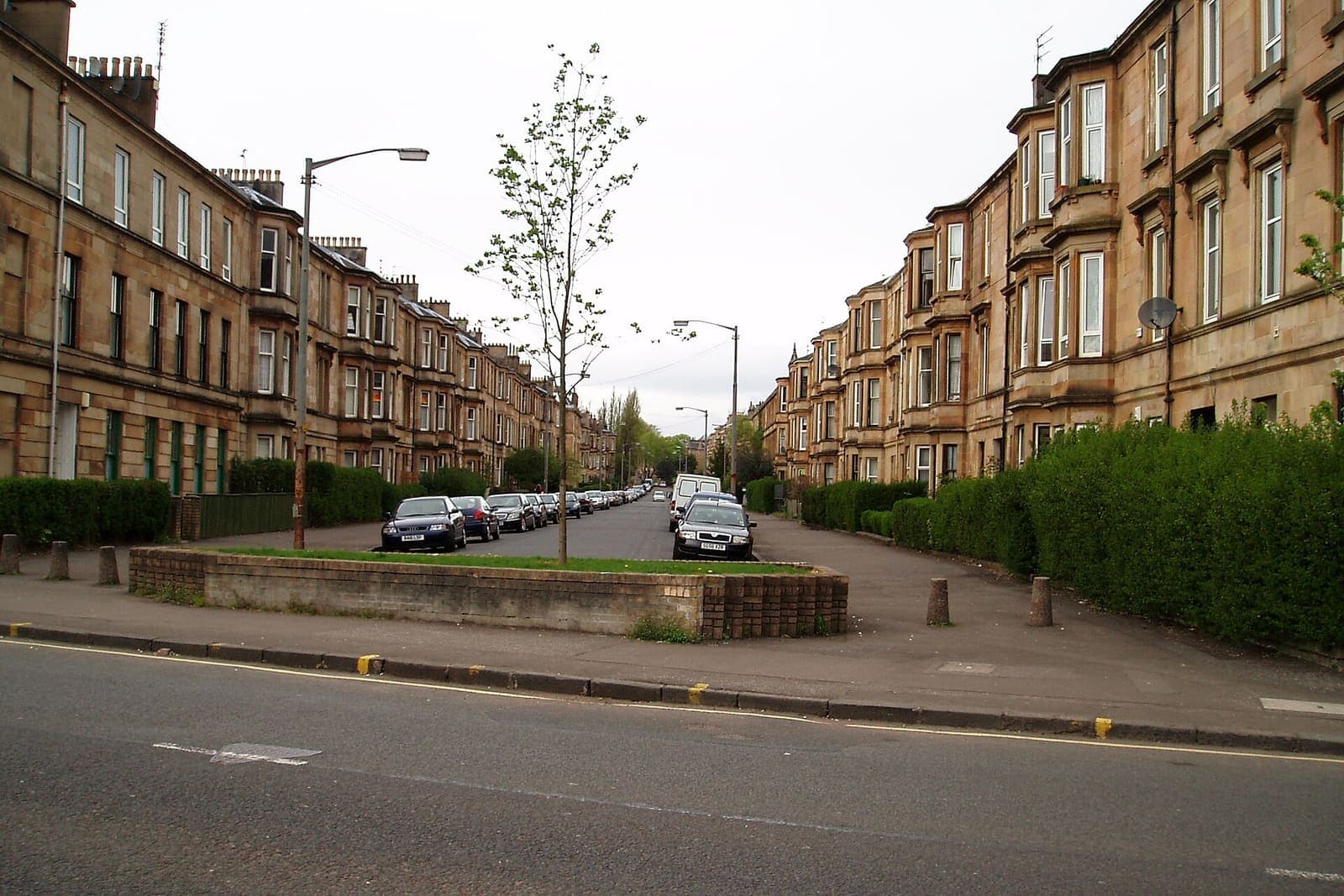Victorian villas on a tree-lined avenue beside Maxwell Park, Pollokshields